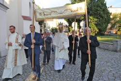 523918837 727309169933321 n 523918837 727309169933321 n